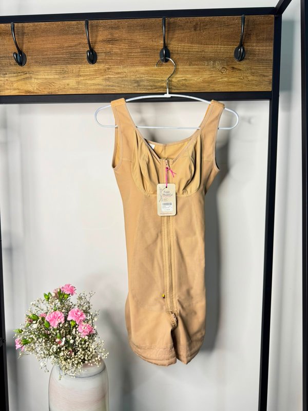 SHORT BLUSA TOP
