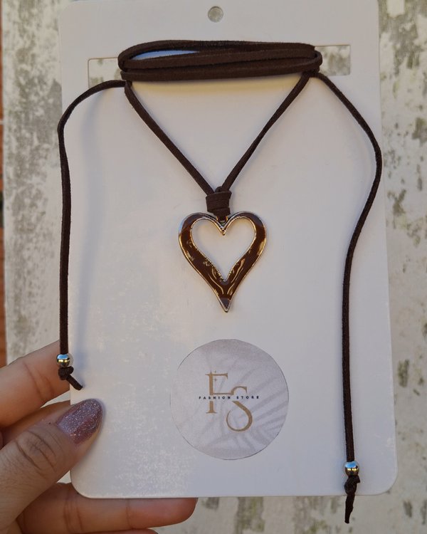 Choker heart gamuza