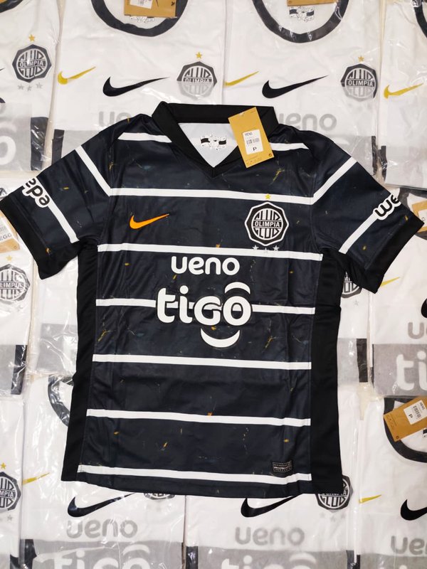 Camisetas Olimpia y Cerro Porteño 