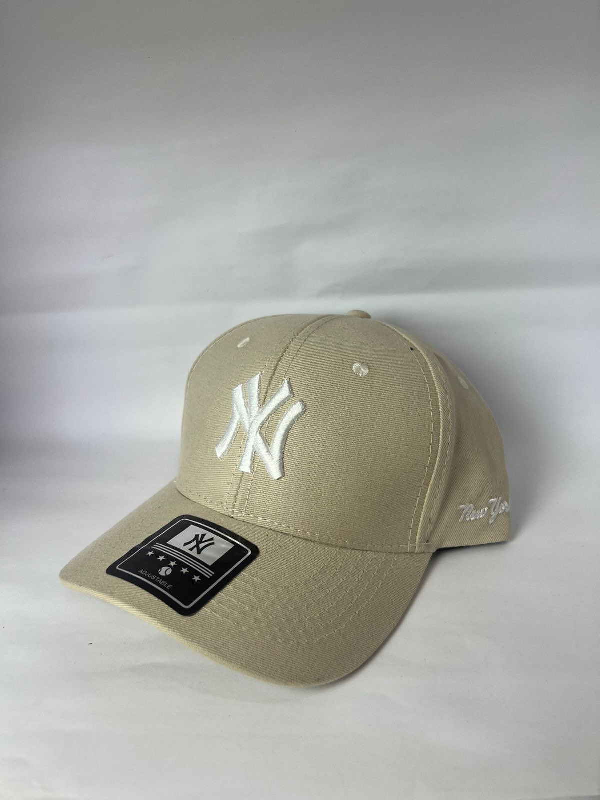 Gorra NY Crema