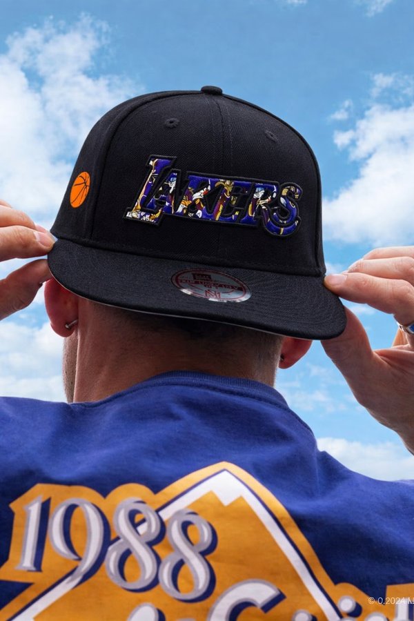 Gorra Lakers Cerrada