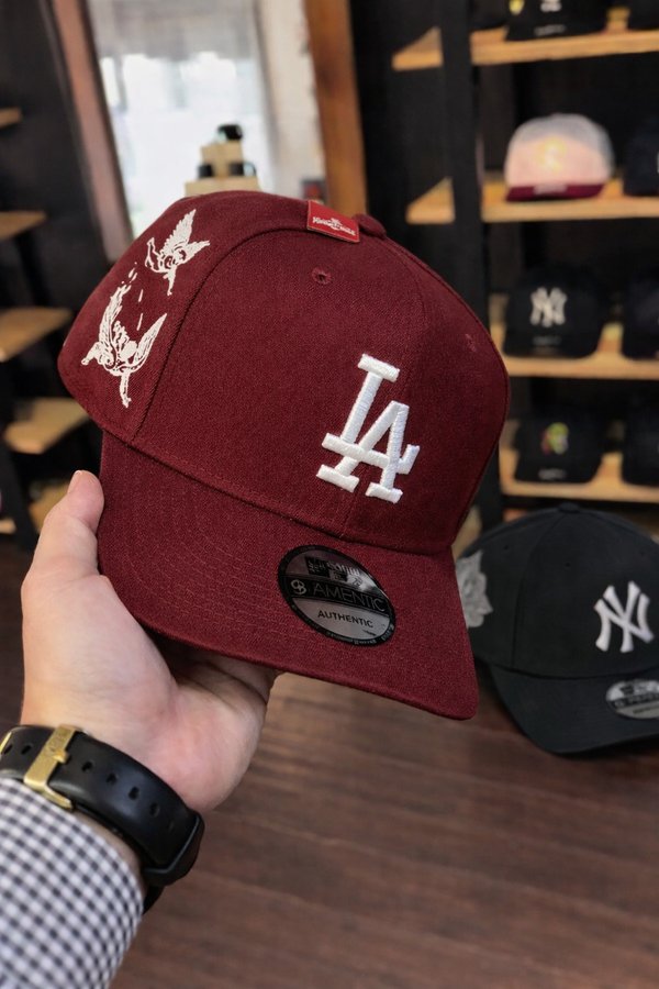 Gorra LA Roja Cerrada