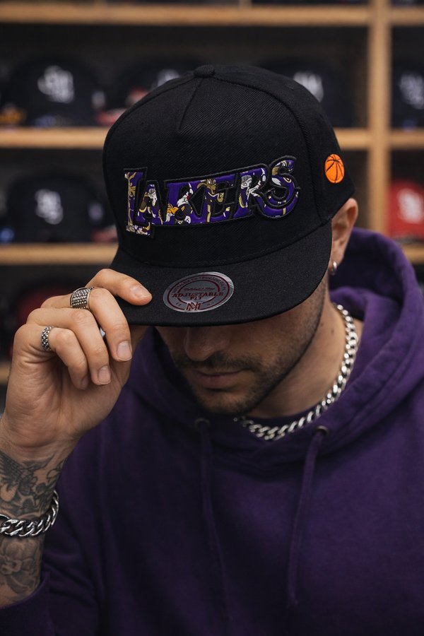 Gorra Lakers Cerrada