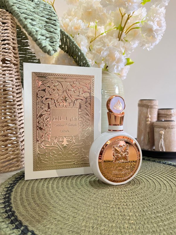 Fakhar Rose de Lattafa (100 ml), Eau de Parfum femenino de la familia olfativa floral