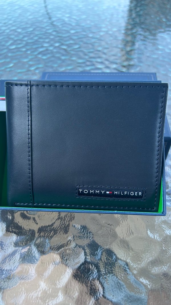 Billetera de Tommy Hilfiger 