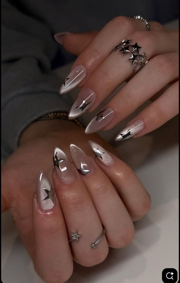 Bright stars - Press On Nails