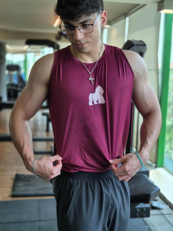 Musculosa INNER STRENGTH SERIES 