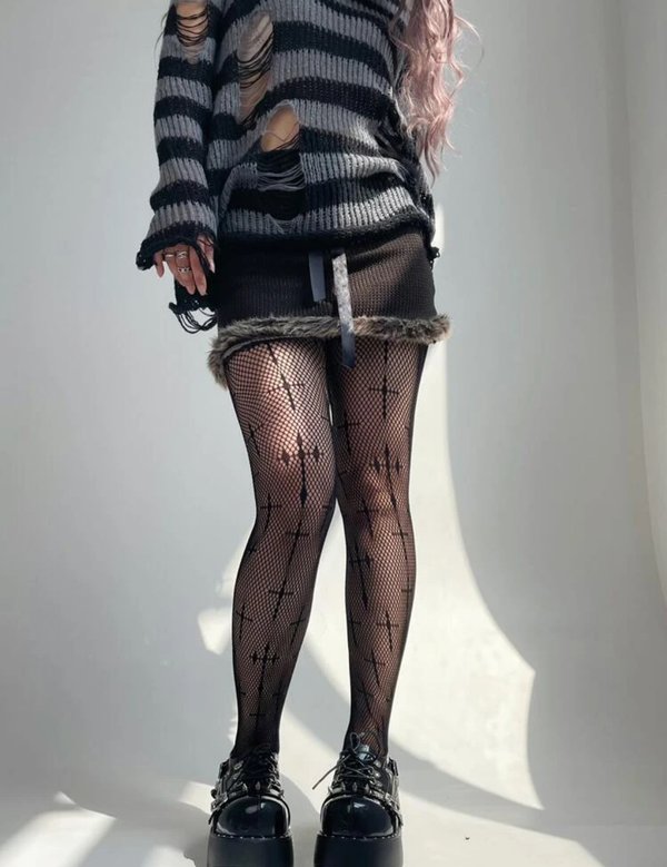 Medias malla con diseño de cruces 