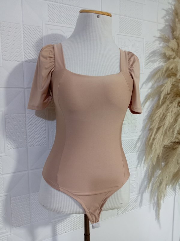 Body corset con manga princesa