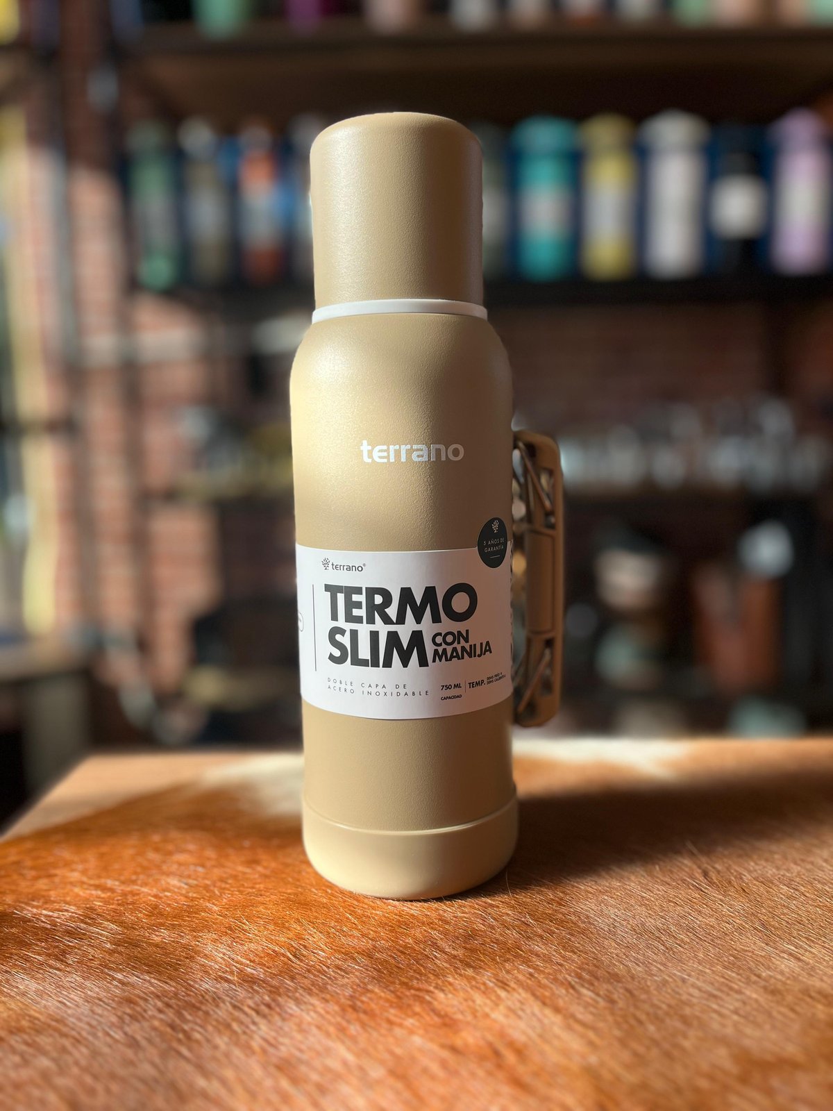 TERMO NEW SLIM C/ MANIJA + BOTA ARENA	