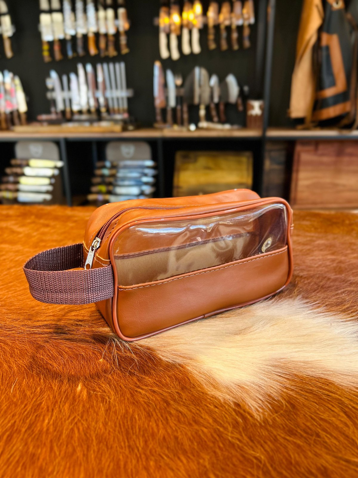 Necesser Marron con transparencia en Ecocuero