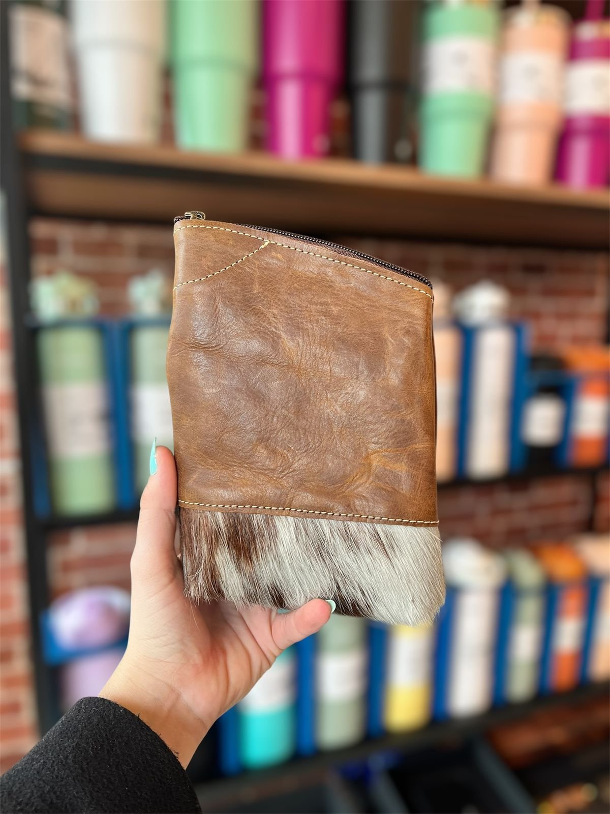 Yerbero en Cuero con Pelo