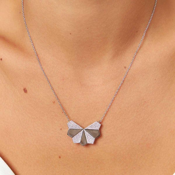 Collar media flor con zirconeas