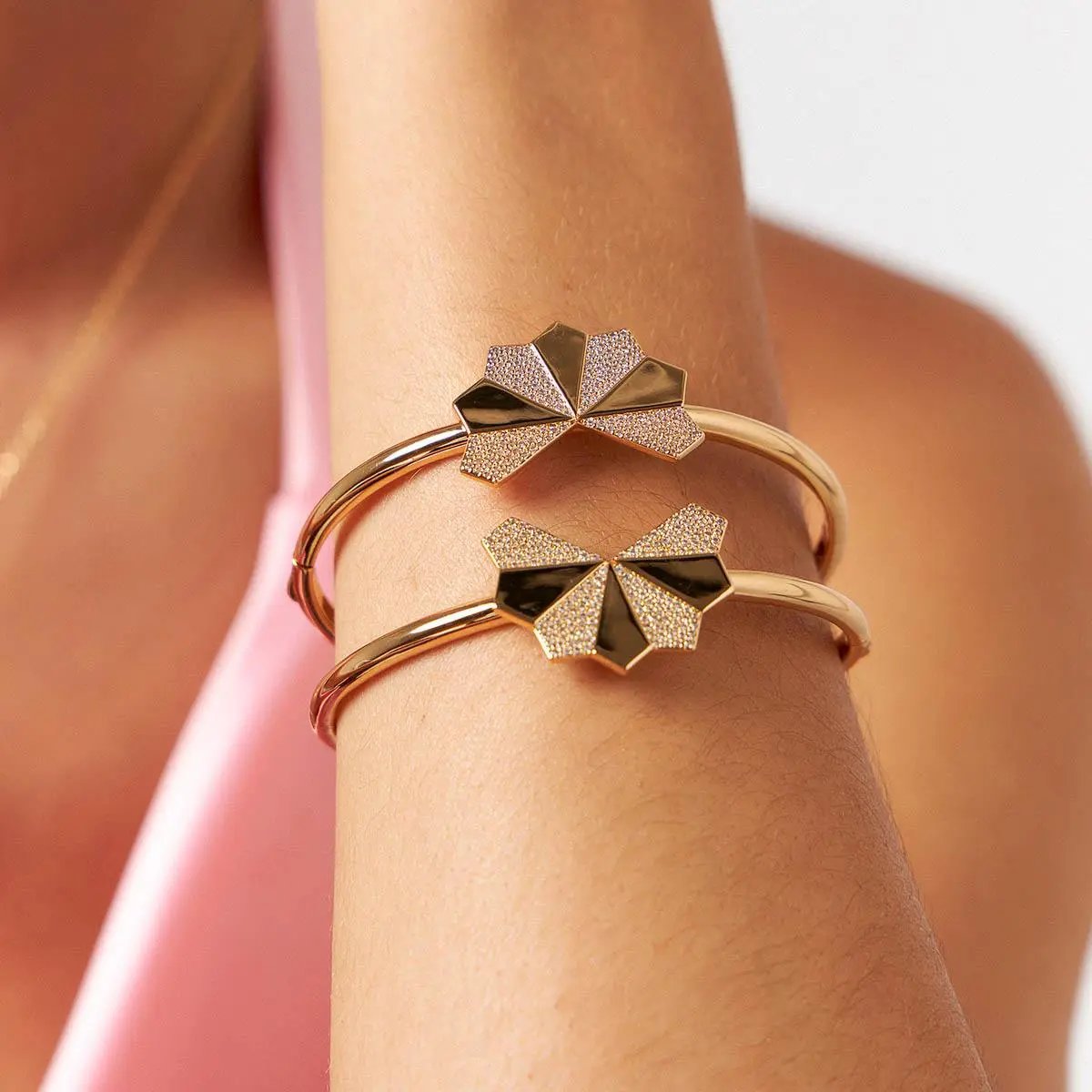 Brazalete media flor con zirconeas  - 4