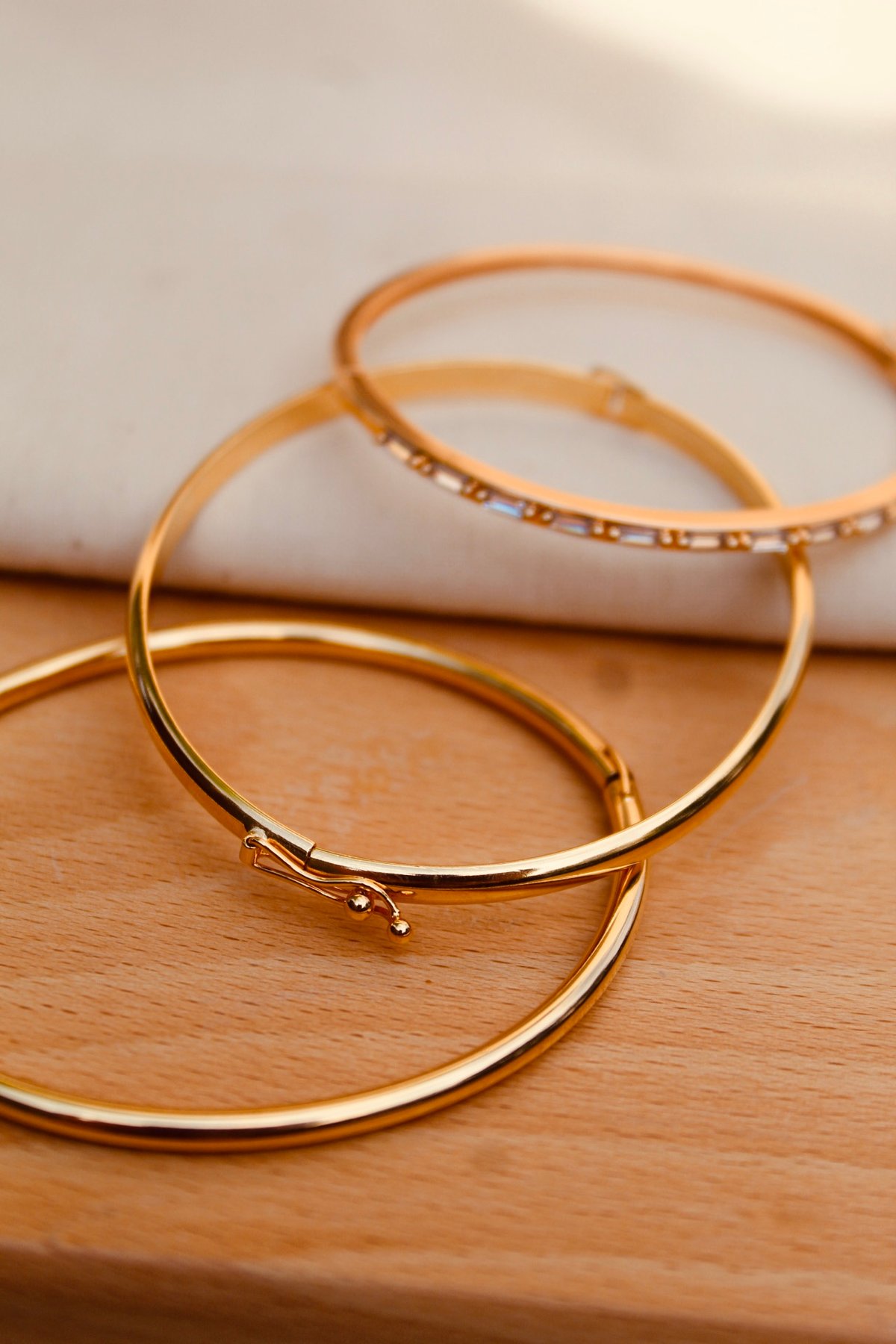 Brazalete intercalado con cristales - 2