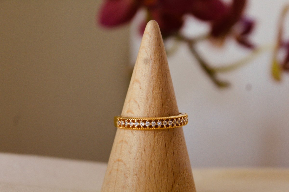 Anillo vazado con zirconeas - 2