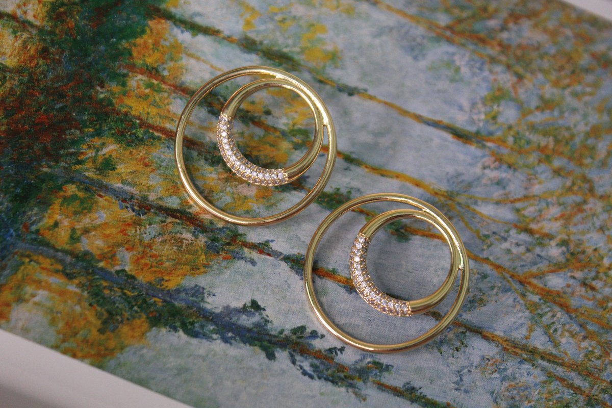 Aro redondo vazado incrustado - 2