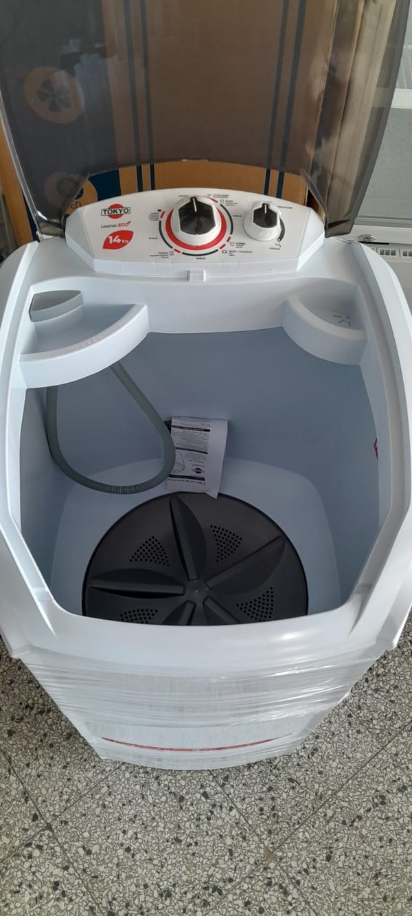 Lavarropa Semiautomática de 14 kilos.