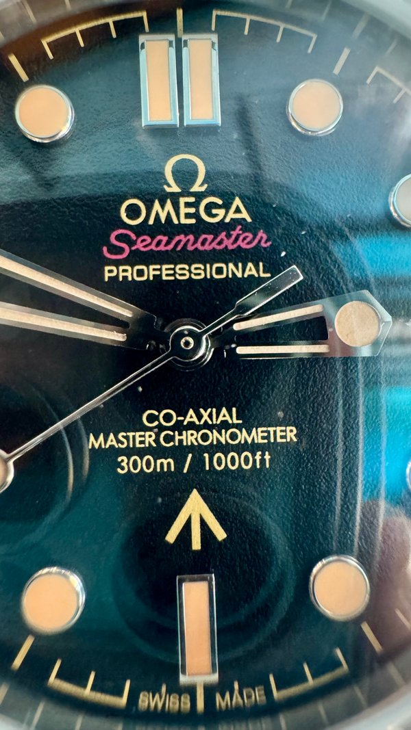 Omega Seamaster 007