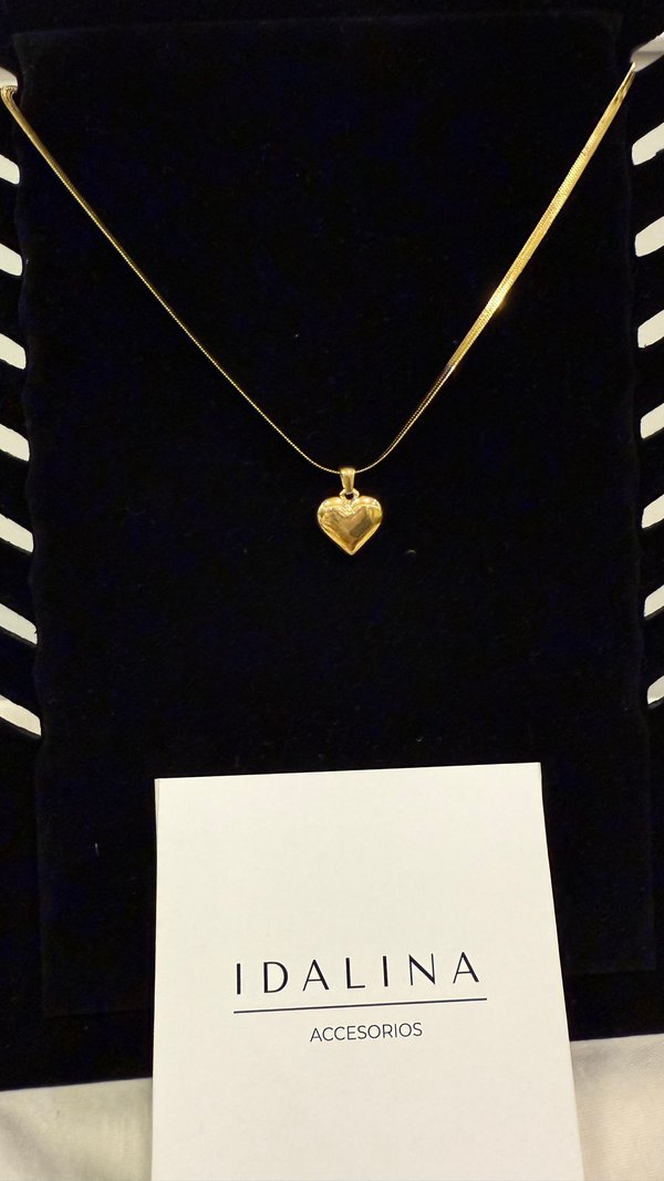 Collar corazón.