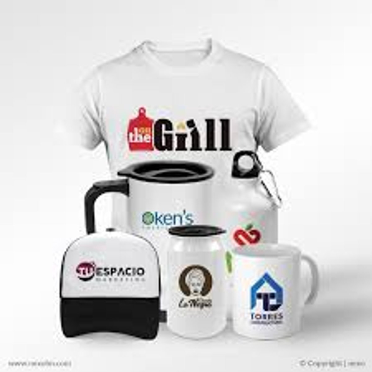 Merchandising (tazas, remeras, vinilos)