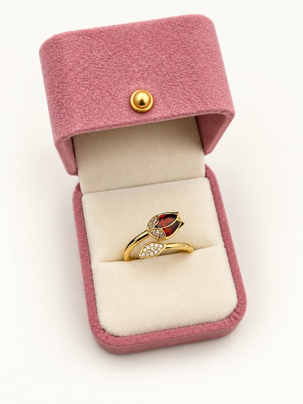 Anillo tulipán rubí