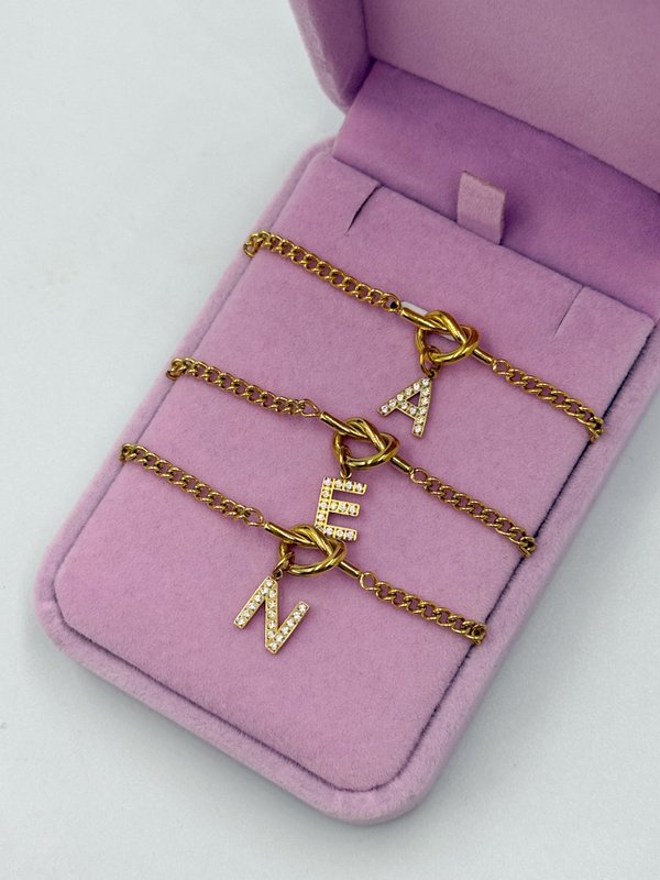 Pulsera nudo infinito