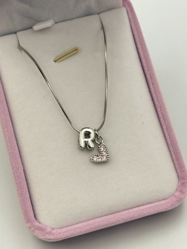 Collar inicial + corazoncito