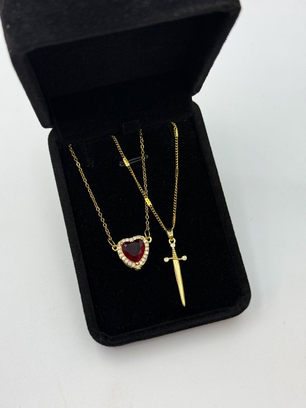 Set corazón y espada rojo 