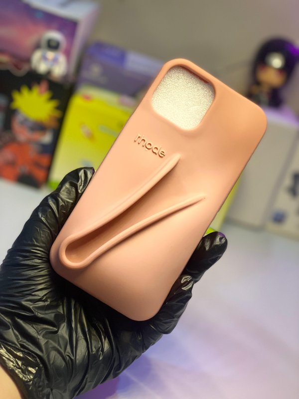 Case y Lipstick Rhode | Tono toast
