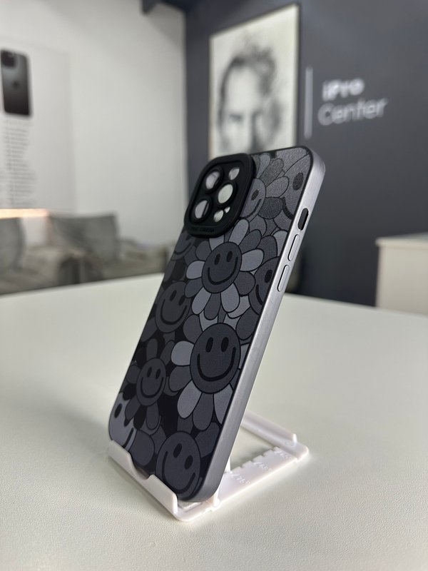 Case con diseño estampado - 12 Pro Max 