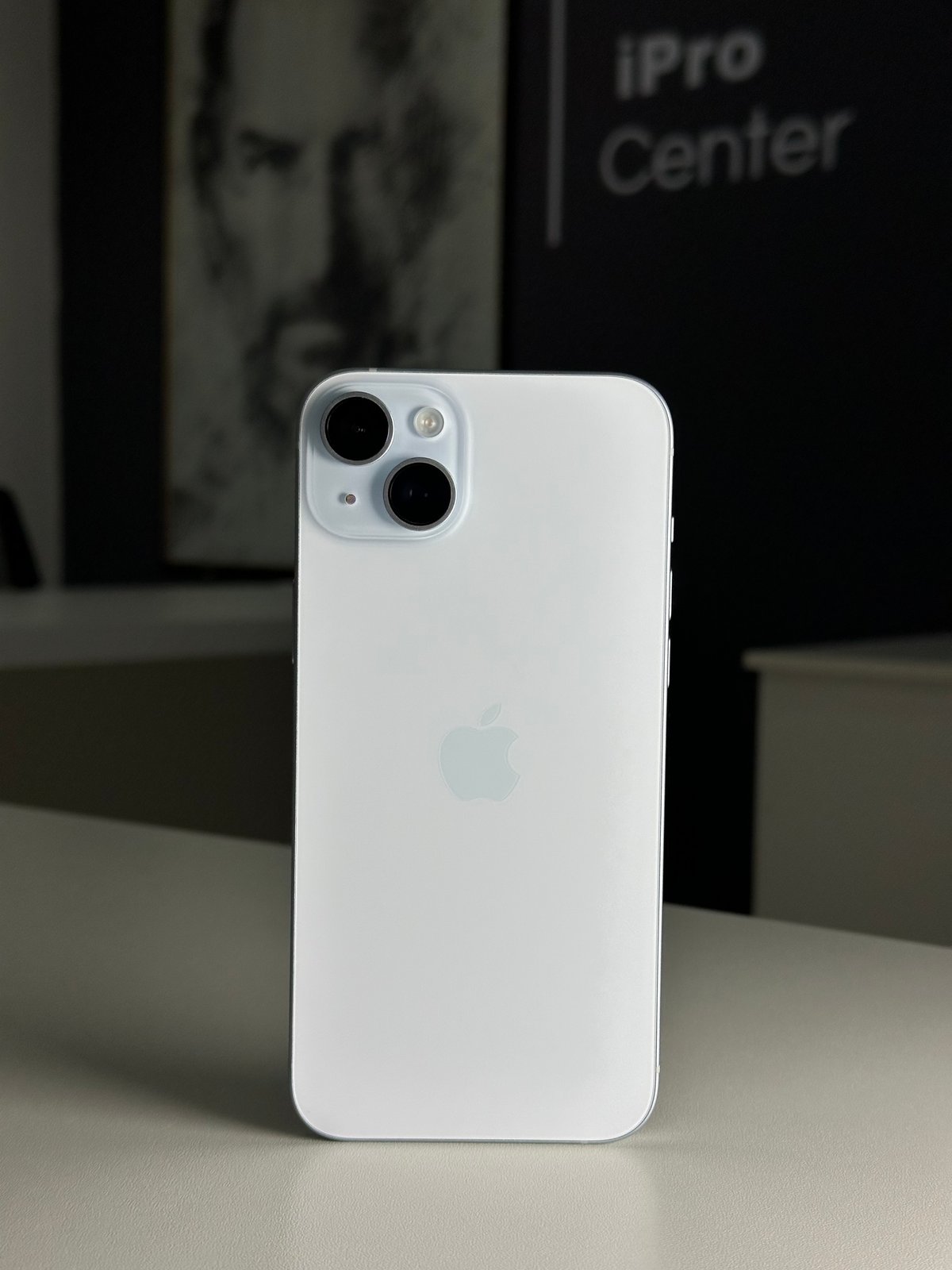 iPhone 15 Plus - Blue - 2