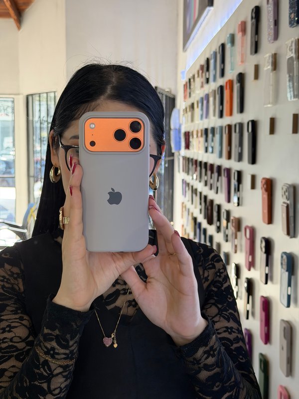 Case Silicona - iPhone 17 Pro Max