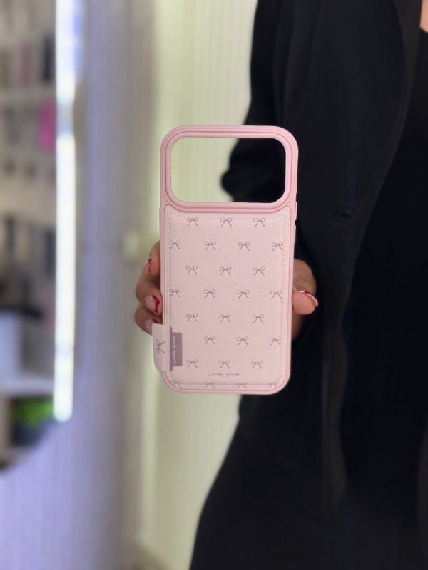 Case elegante con detalles de moñito - iPhone 17 Pro Max 