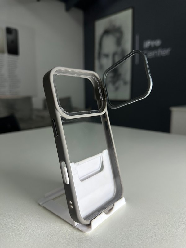 Case transparente con bordes reforzados 