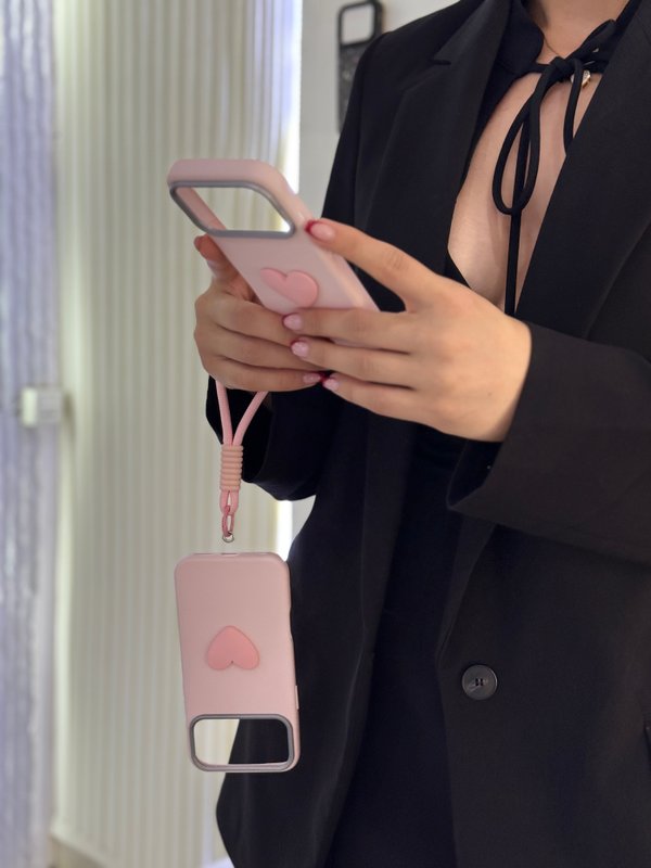 Case reforzados con diseño de corazón -iPhone 17 Pro