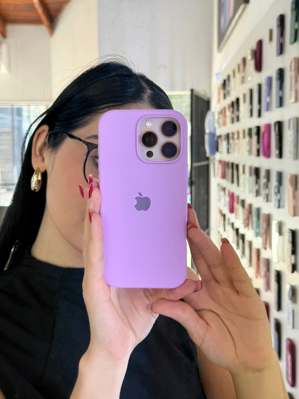 Case Silicone - iPhone 16 Pro Max 