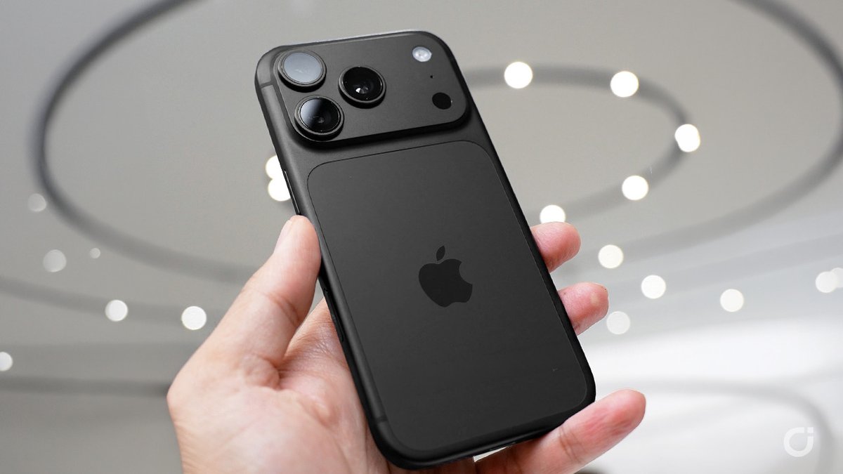 iPhone 18 Pro - 256GB -  Black - 3