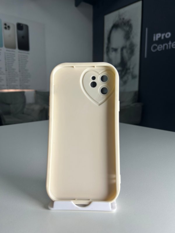 Case con detalles de corazón - 12 Normal/ 12 Pro