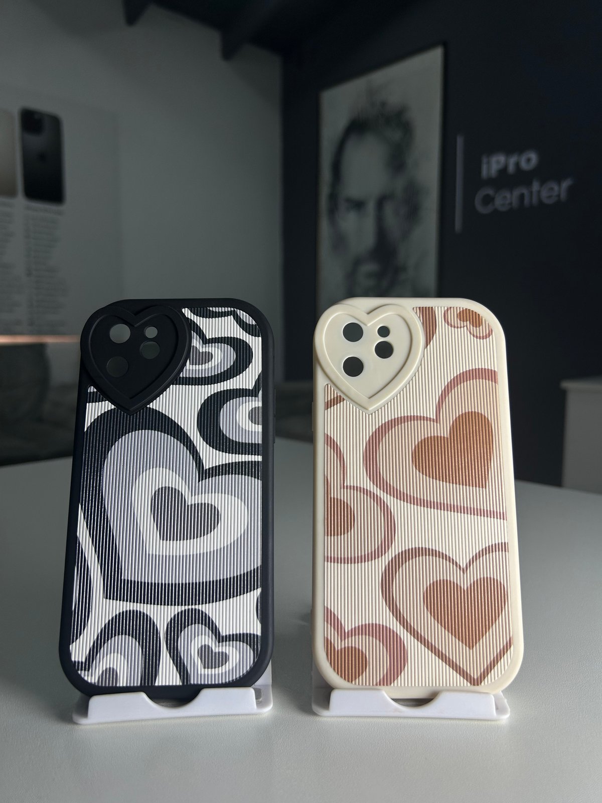 Case con detalles de corazón