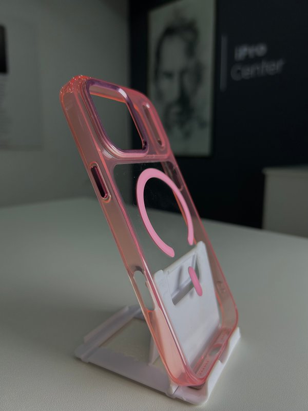 Case unicolor con bordes en la cámara sobresaliente 