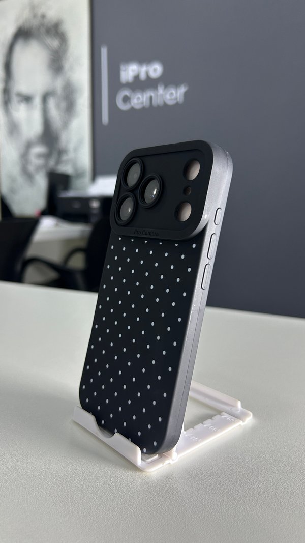 Case con detalles de motitas blancas - 17 Pro 