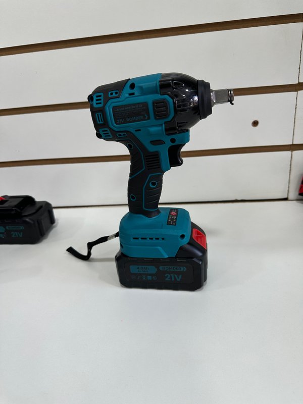 LLAVE IMPACTO BOMDER 450NM 21V