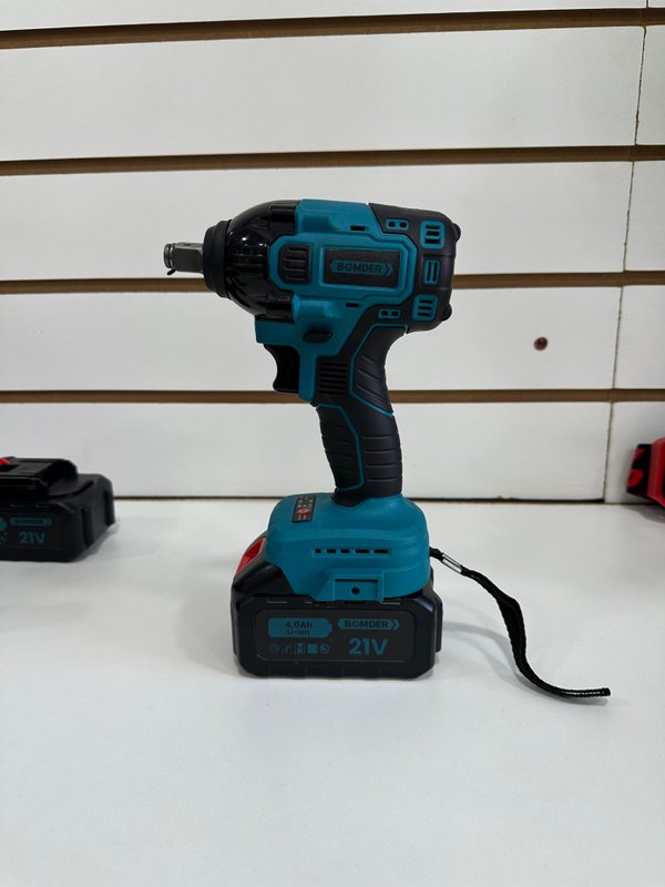 LLAVE IMPACTO BOMDER 450NM 21V