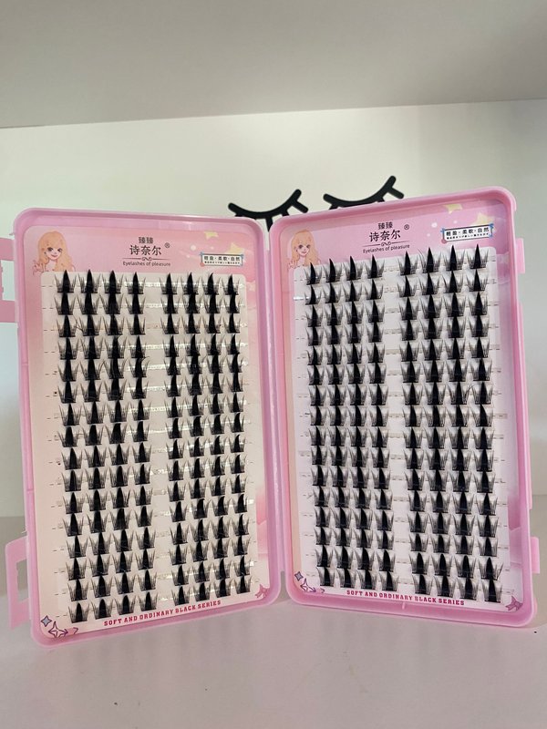Libro Efecto anime con espigas gruesas