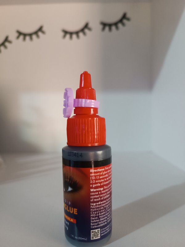Pegamento Salon pro exclusivo para pestañas color negro ✨