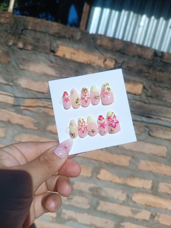 Uñas press on