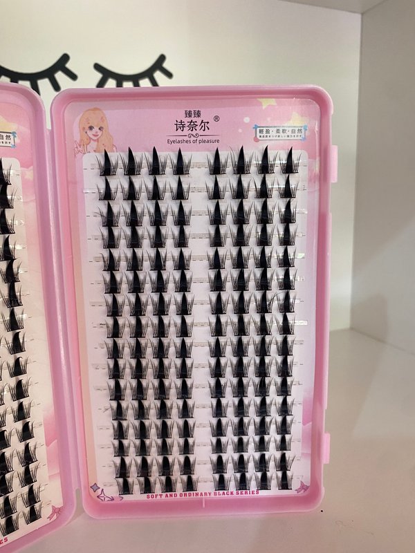 Libro Efecto anime con espigas gruesas