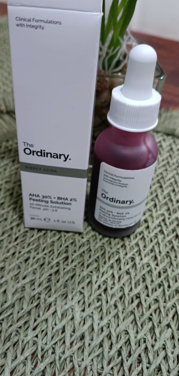 sérum The Ordinary AHA 30% + BHA 2% Peeling Solution.