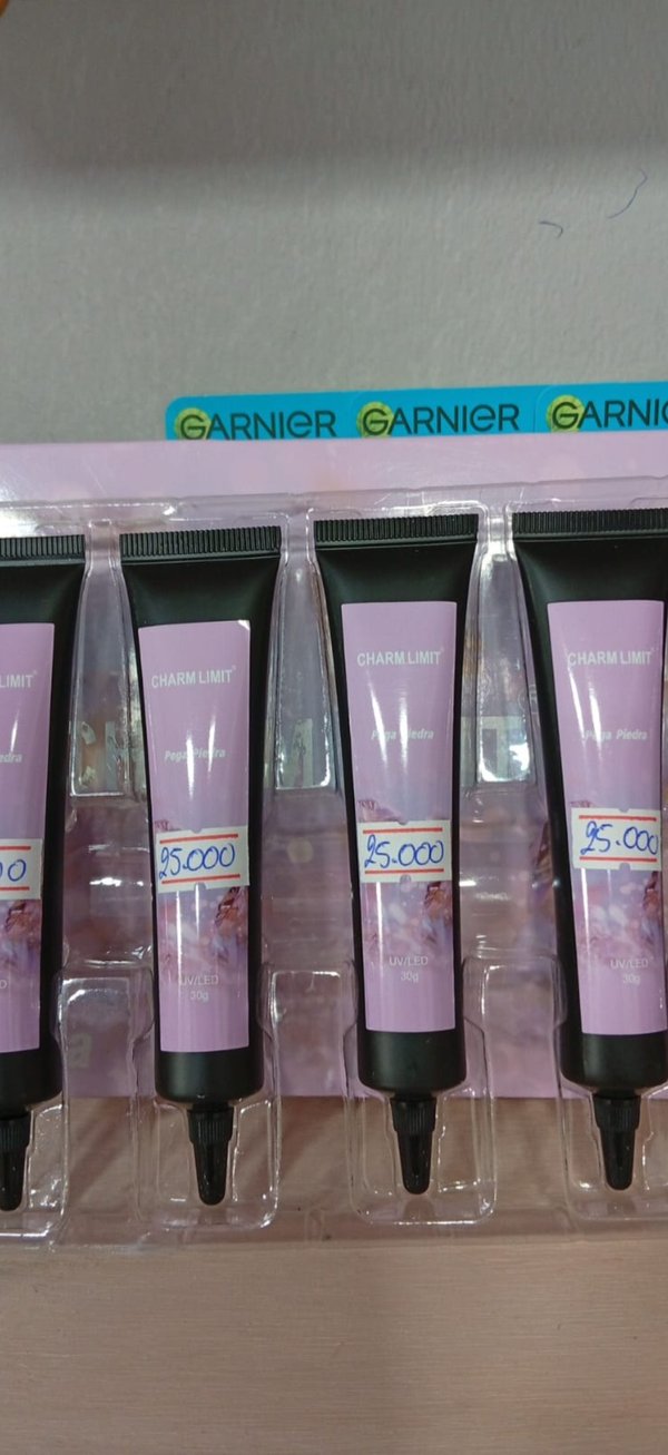 pegamento para strass charm limit